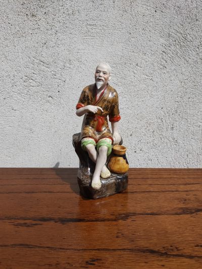 Chinese porcelain figure