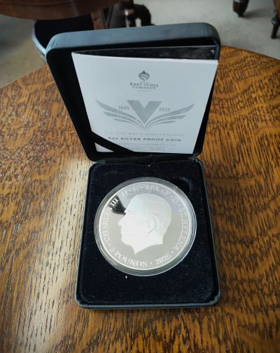 Five Oz silver  .999 coin