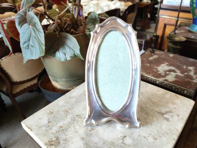 Silver frame 