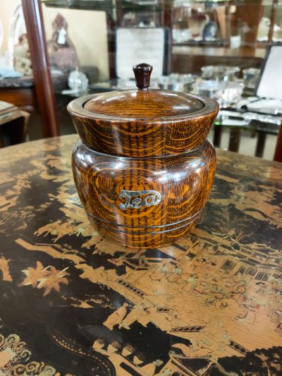 Wooden tea caddy with porcelain liner