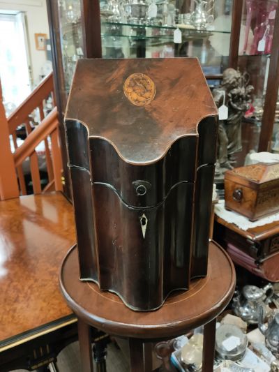Georgian mahogany knife box