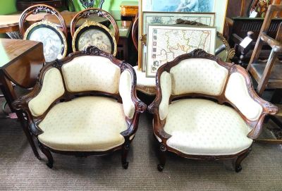 Pair of mahogany chairs 