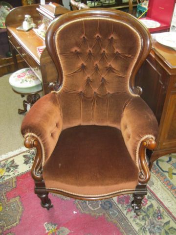 Victorian mahaogany armchair 
