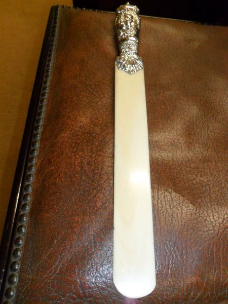 Silver & ivory page turner 