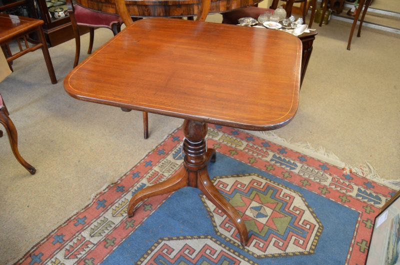 Georgian snap top table