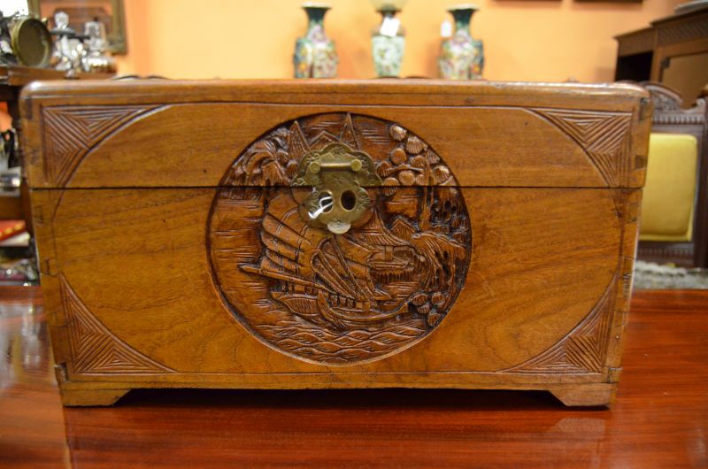 Chinese campor wood box
