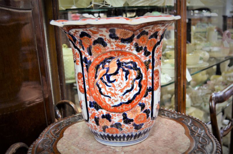 Japanese imari vase