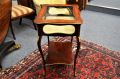 Mahogany display table Thumbnail 4