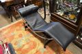 Cassina designer LC4 chrome and black leather chaise Thumbnail 2