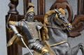 Metal figures on marble base Thumbnail 2