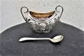 Cased set of silver salts & spoons Thumbnail 3