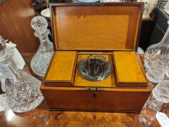 Victorian satinwood tea caddy Thumbnail 2