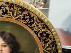 Vienna hand painted plate Thumbnail 3