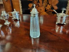 Five piece silver cruet set with mustard spoon Thumbnail 4