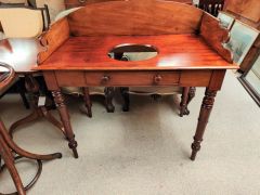 Victorian mahogany washstand Thumbnail 4