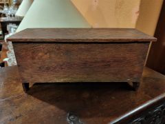 Miniture oak coffer Thumbnail 3