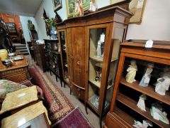Edwardian mahogany display cabinet Thumbnail 4