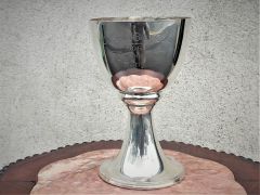 Silver trophy cup Thumbnail 2