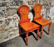 Pair of mahogany hall chairs Thumbnail 2