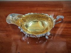 Irish silver sauce boat Thumbnail 4