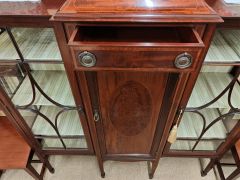 Edwardian mahogany display cabinet Thumbnail 4