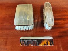 Cased silver brush & comb set Thumbnail 3