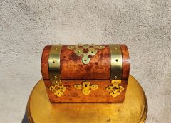 Victorian walnut & brass stationery box Thumbnail 3