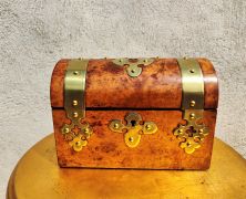 Victorian walnut & brass stationery box Thumbnail 6