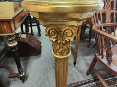 Gilt & marble pedestal Thumbnail 2