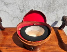 Leather box / case & top hat Thumbnail 2