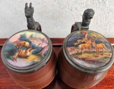 Pair of hand painted pottery tankards Thumbnail 3