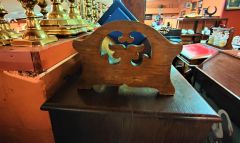 Oak bookstand / trough Thumbnail 3