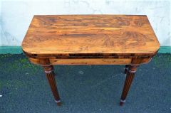 Early rosewood tea-table Thumbnail 6