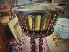 Mahogany jardiniere stand Thumbnail 2