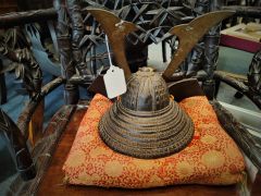 Mini japanese samurai helmet on cushion Thumbnail 4