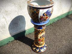  Chinese jardiniere on stand Thumbnail 2