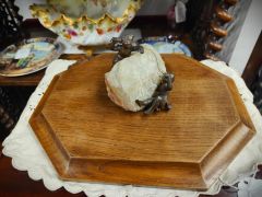Bronze cherubs & crystal Thumbnail 4