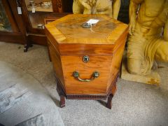 19th century mahogany cellerate Thumbnail 3