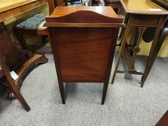 Edwardian mahogany pedestal/ cabinet Thumbnail 3