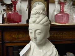 Chinese plaster figure Thumbnail 2