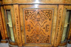 Victorian burr walnut credenza  Thumbnail 4