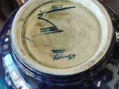 Moorcroft vase Thumbnail 6