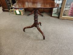Georgian mahogany snap-top table Thumbnail 3