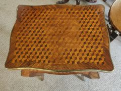 French rosewood & mahogany dresssing table Thumbnail 2
