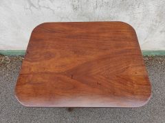 Georgian mahogany snap top table Thumbnail 3