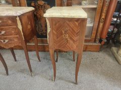 Pair french marble topped pedstals Thumbnail 4