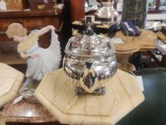 Irish silver tea pot Thumbnail 3