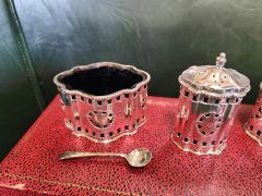 Five piece silver condiment set Thumbnail 4