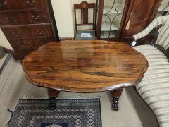 Victorian rosewood centre table Thumbnail 4