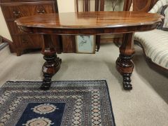 Victorian rosewood centre table Thumbnail 3